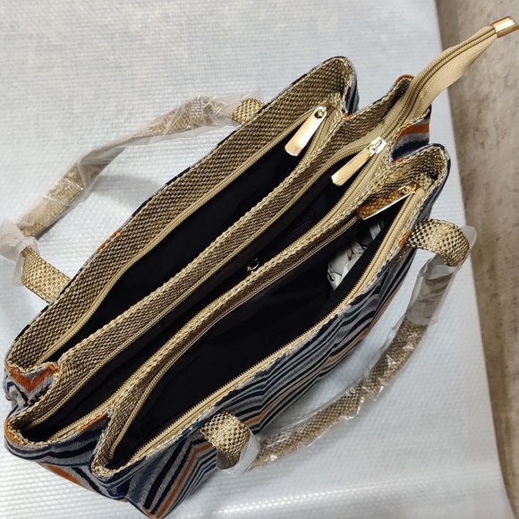 Smart Eco Friendly Tote Bag with Silk and Jute - Picture 2 of 6